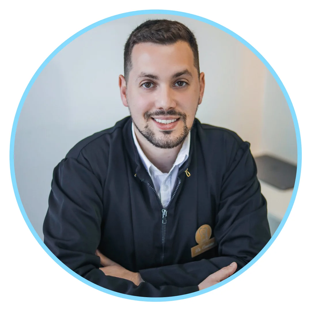 Dr. Cassiano - Especialista em Ortodontia