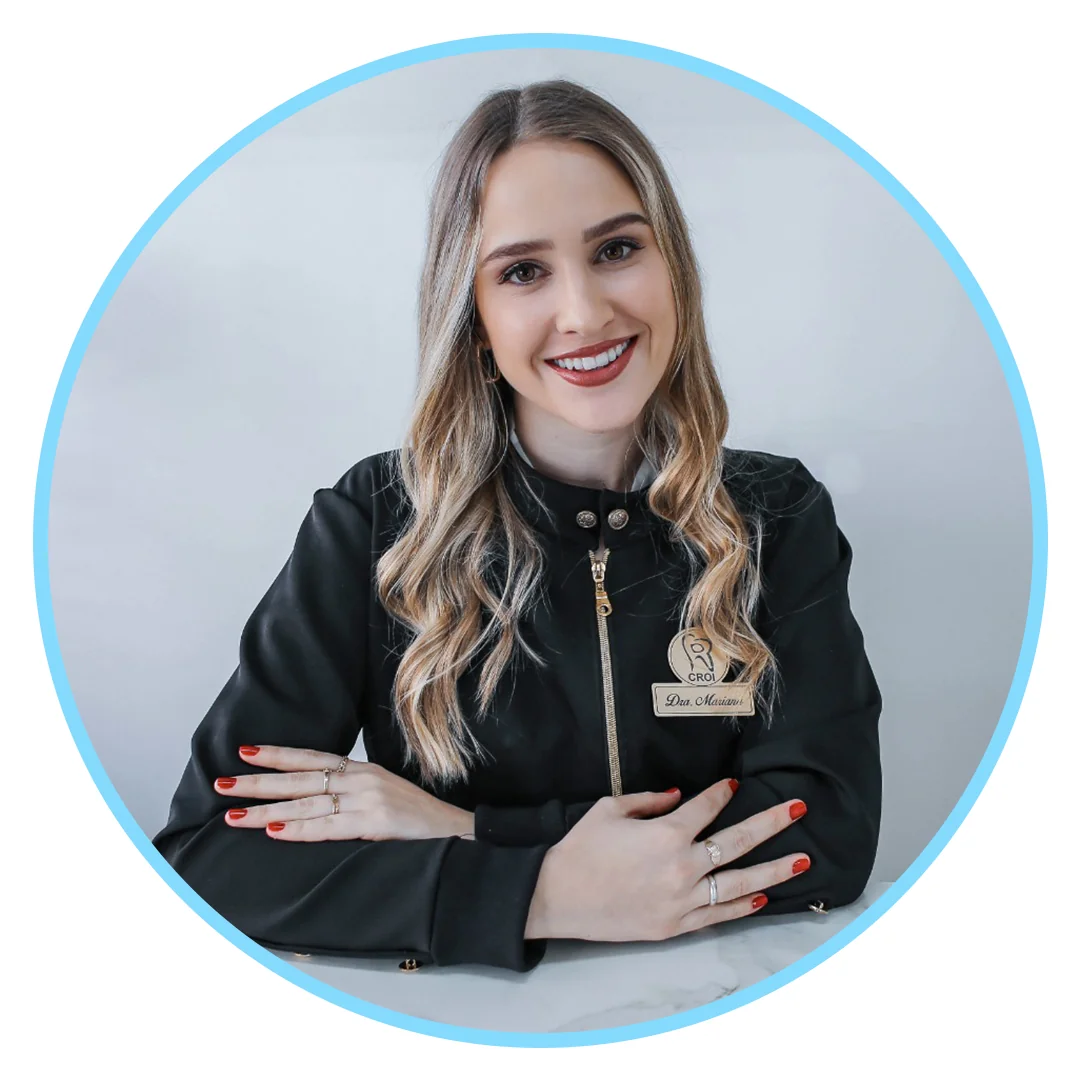 Dra. Camila - Especialista em Endodontia